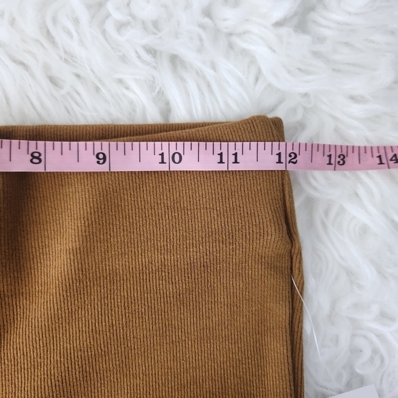 Forever 21 High Waist Ribbed Knit Leggins. Size Small. New. - Picture 3 of 8